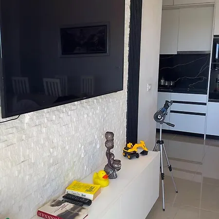 Apartmenti C1 Dhoma 34