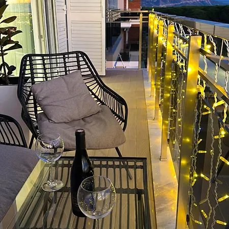 Apartmenti C1 Dhoma 34